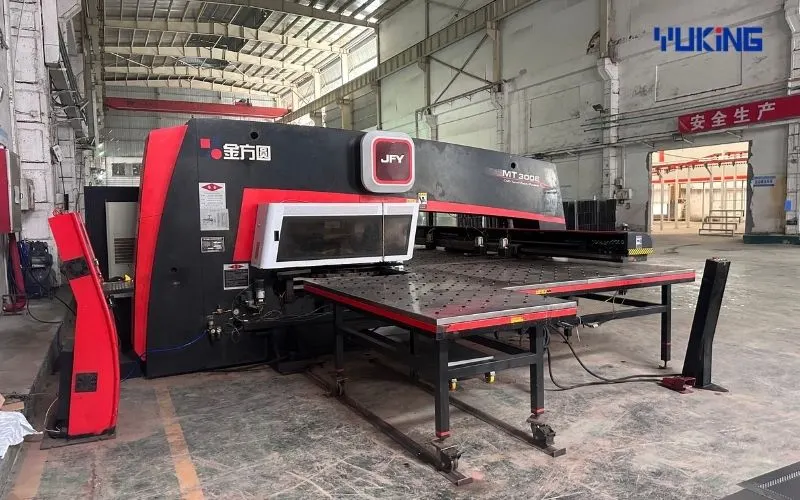 perforation production line - yukings noise barrier & sound barrier manufacturer factory photo 09