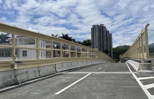 acoustic barrier hybrid installation