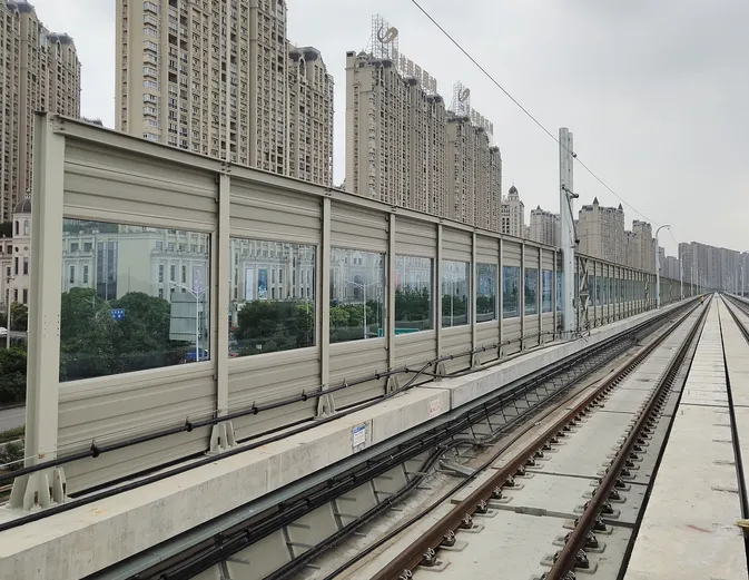 noise barrier railway reflective